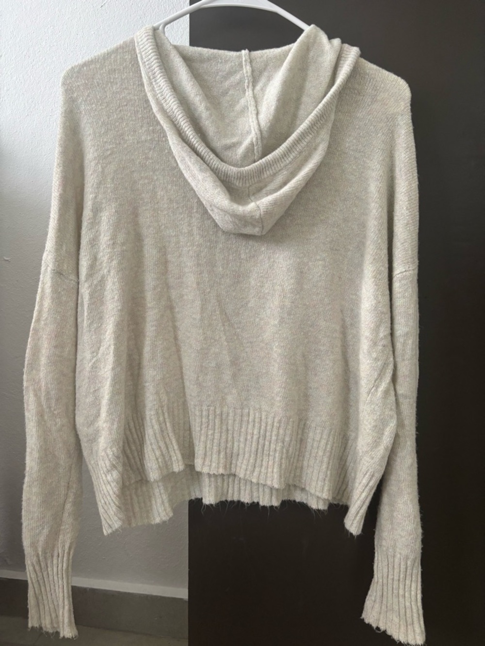 American Eagle Cream Oversized Knit Hoodie Sweater - XS - Picture 2 of 3